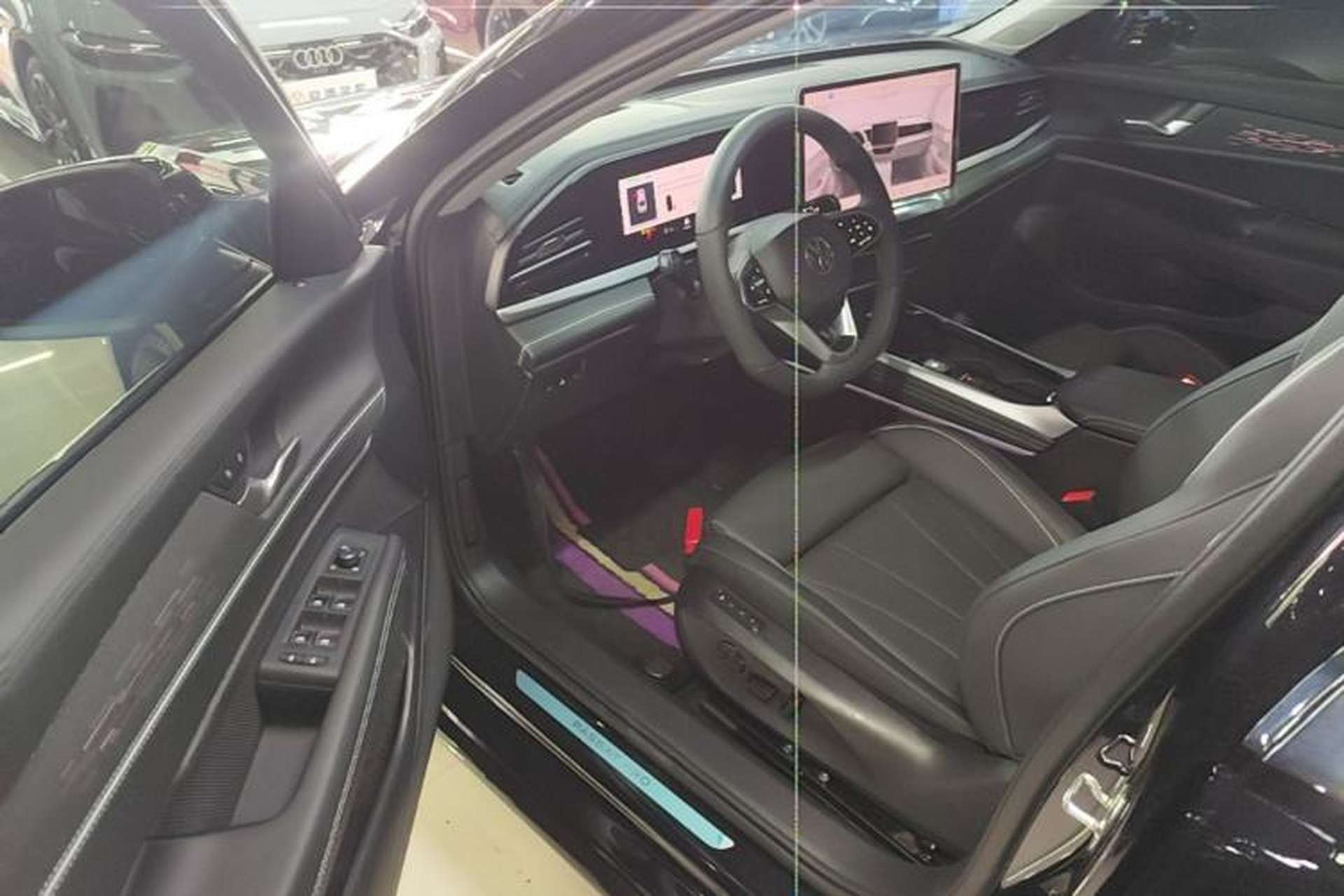 Used Volkswagen Passat 2025 Pro 380TSI Starry Dragon Edition Driver Seat