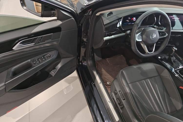 Used Volkswagen Passat 2025 Outstanding Model 380TSI Starry Dragon Glorious Edition Driver Seat