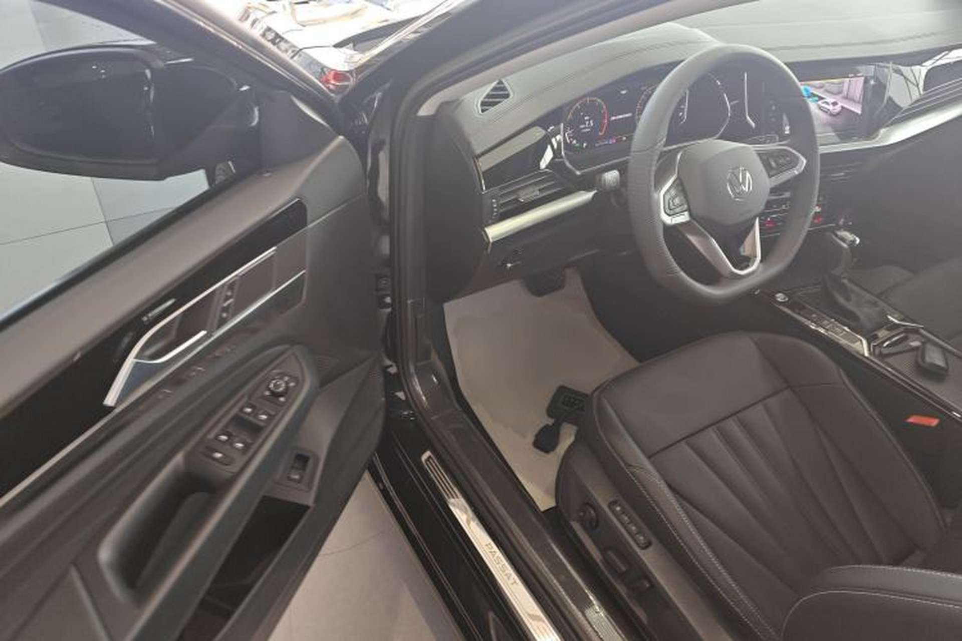 Used Volkswagen Passat 2025 Outstanding Model 380TSI Starry Dragon Edition Driver Seat