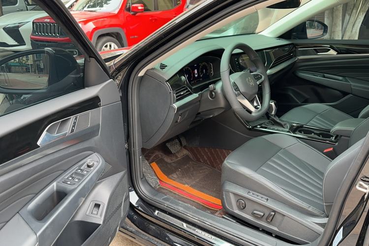 Used Volkswagen Passat 2025 Outstanding Model 380TSI Starry Dragon Edition Driver Seat