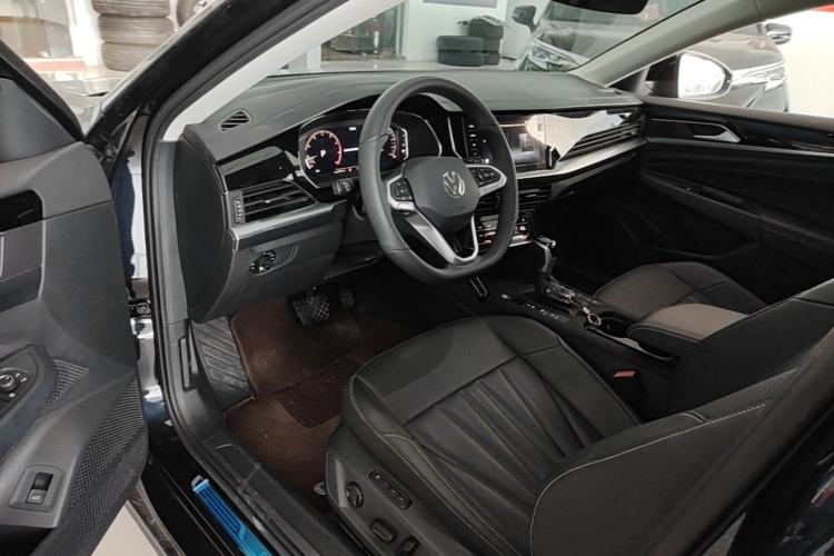 Used Volkswagen Passat 2025 Premium Version 380TSI Dragon Edition Driver Seat