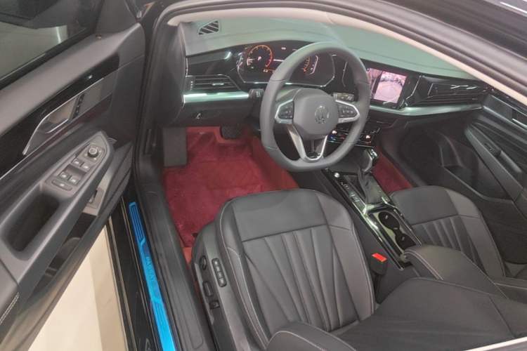 Used Volkswagen Passat 2025 Outstanding Model 380TSI Starry Dragon Edition Driver Seat