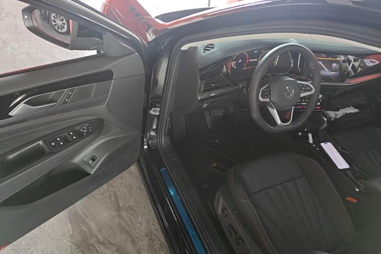 Used Volkswagen Passat 2025 Premium Version 380TSI Dragon Edition Driver Seat