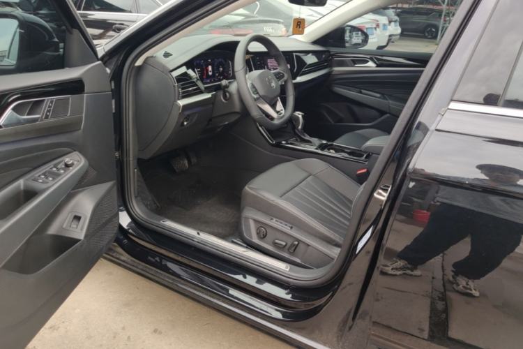 Used Volkswagen Passat 2025 Outstanding Model 380TSI Starry Dragon Glorious Edition Driver Seat