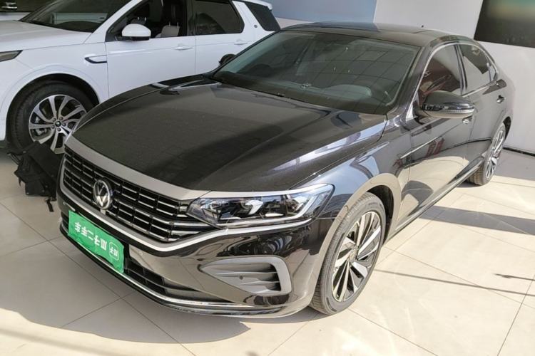 Volkswagen Passat 2025 Premium Version 380TSI Dragon Edition