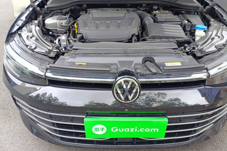 Used Volkswagen Passat 2025 Pro 380TSI Dragon Glory Edition Engine Bay