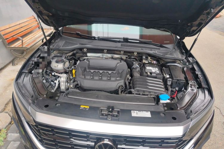 Used Volkswagen Passat 2025 Outstanding Model 330TSI Elite Edition Engine Bay