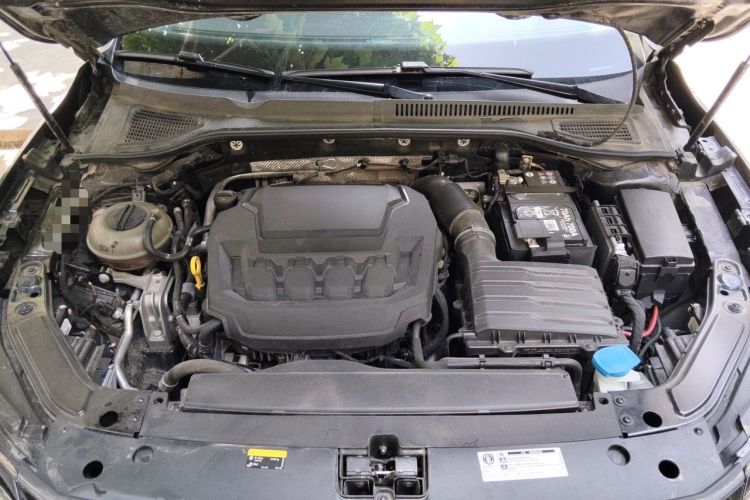 Used Volkswagen Passat 2025 Outstanding Model 380TSI Starry Dragon Edition Engine Bay