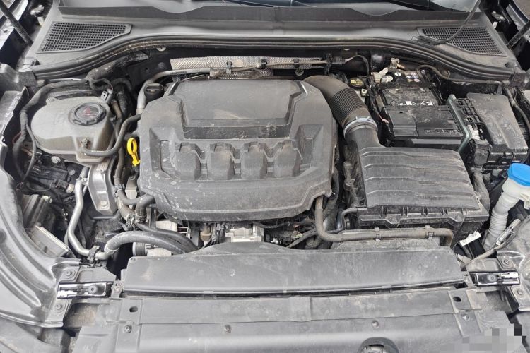 Used Volkswagen Passat 2025 Pro 380TSI Dragon Supreme Edition Engine Bay