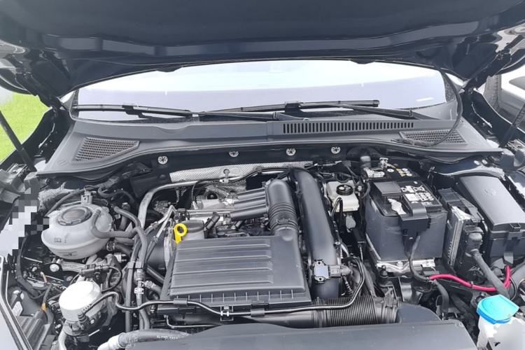 Used Volkswagen Passat 2025 Outstanding Model 280TSI Business Edition Engine Bay