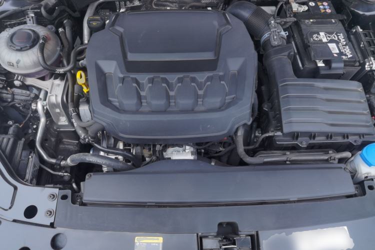 Used Volkswagen Passat 2025 Outstanding Model 330TSI Starry Elite Edition Engine Bay
