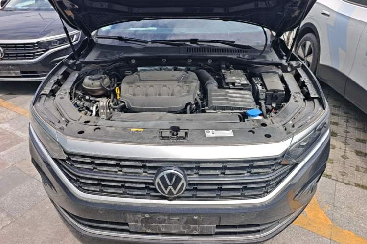 Used Volkswagen Passat 2025 Outstanding Model 380TSI Dragon Glory Edition Engine Bay