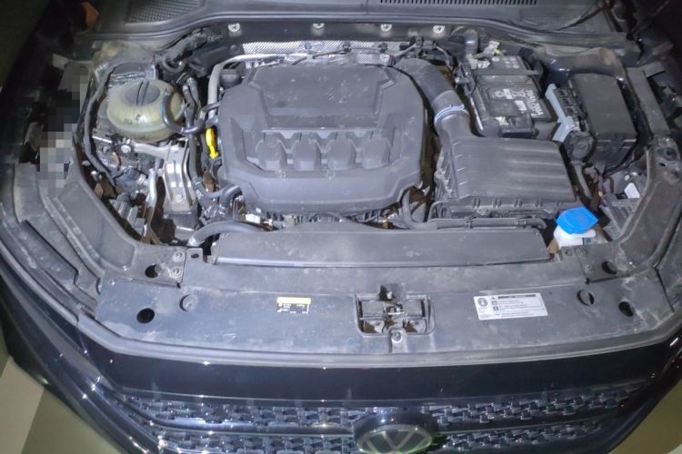 Used Volkswagen Passat 2025 Outstanding Model 380TSI Starry Dragon Edition Engine Bay