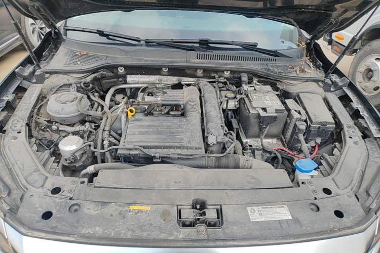 Used Volkswagen Passat 2025 Outstanding Model 280TSI Business Edition Engine Bay