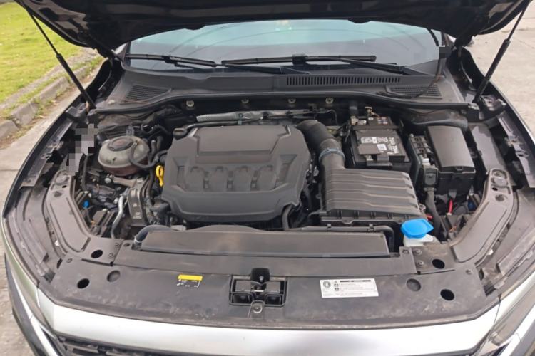 Used Volkswagen Passat 2025 Outstanding Model 380TSI Dragon Glory Edition Engine Bay