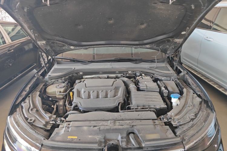 Used Volkswagen Passat 2025 Pro 380TSI Starry Dragon Edition Engine Bay