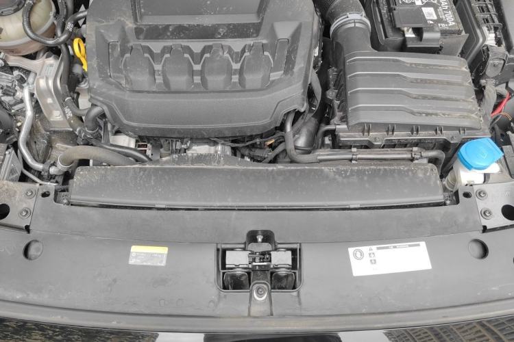Used Volkswagen Passat 2025 Outstanding Model 380TSI Starry Dragon Edition Engine Bay