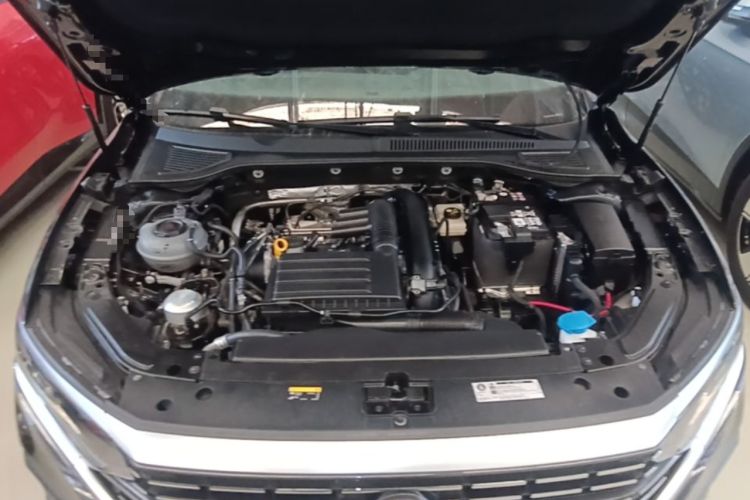Used Volkswagen Passat 2025 Outstanding Model 280TSI Business Edition Engine Bay