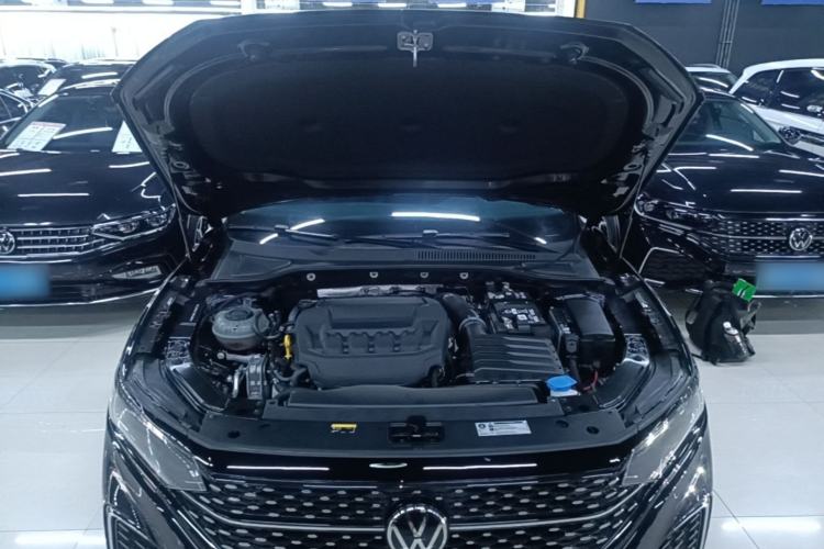 Used Volkswagen Passat 2025 Outstanding Model 380TSI Starry Dragon Edition Engine Bay