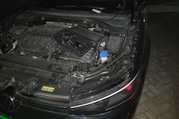 Used Volkswagen Passat 2025 Pro 380TSI Starry Dragon Edition Engine Bay Left