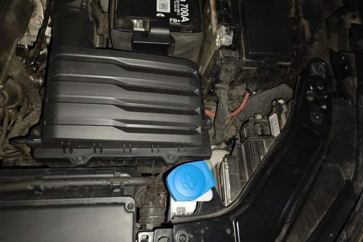 Used Volkswagen Passat 2025 Outstanding Model 330TSI Elite Edition Engine Bay Left