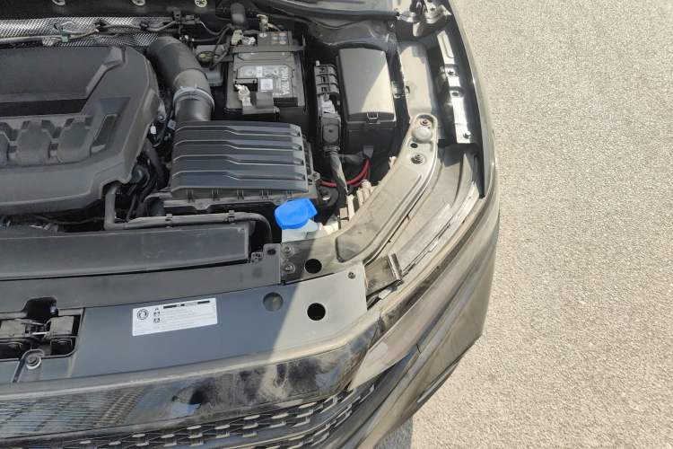 Used Volkswagen Passat 2025 Outstanding Model 380TSI Starry Dragon Edition Engine Bay Left