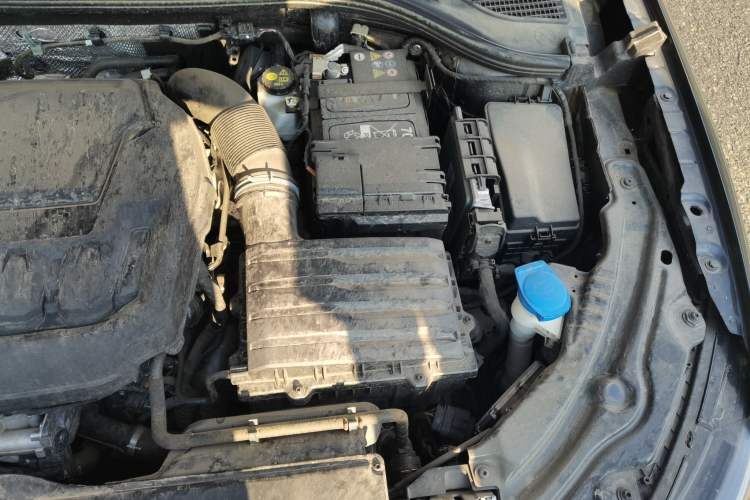 Used Volkswagen Passat 2025 Pro 380TSI Starry Dragon Edition Engine Bay Left
