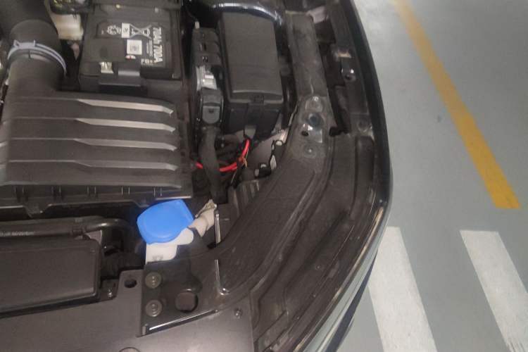 Used Volkswagen Passat 2025 Premium Version 380TSI Dragon Edition Engine Bay Left