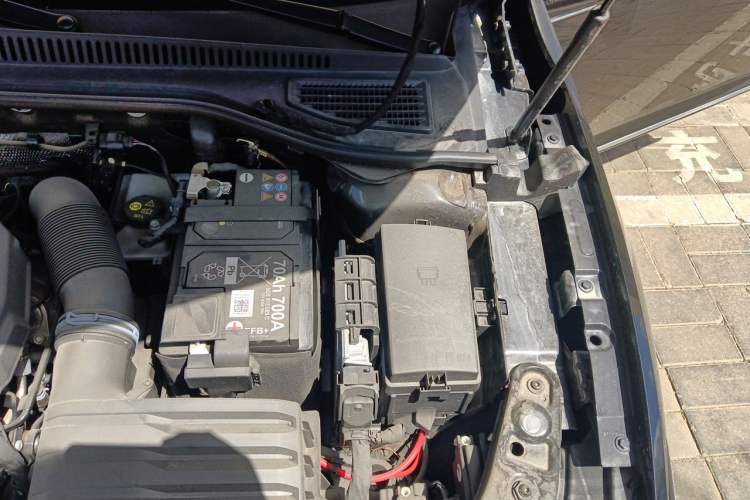 Used Volkswagen Passat 2025 Outstanding Model 380TSI Starry Dragon Glorious Edition Engine Bay Left