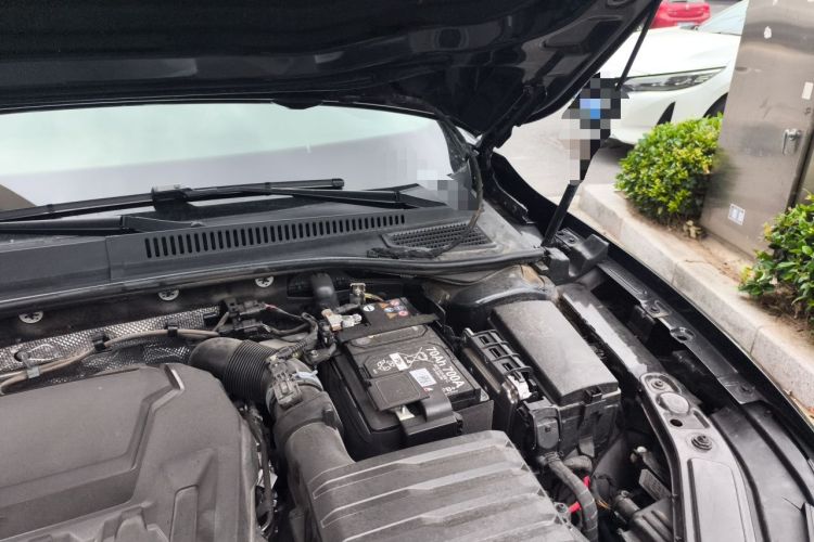 Used Volkswagen Passat 2025 Outstanding Model 330TSI Elite Edition Engine Bay Left