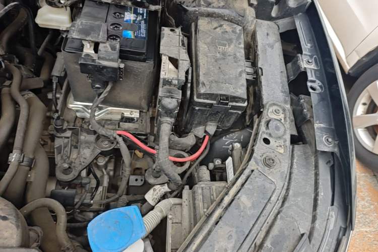 Used Volkswagen Passat 2025 Outstanding Model 280TSI Business Edition Engine Bay Left