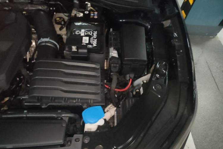 Used Volkswagen Passat 2025 Premium Version 380TSI Dragon Edition Engine Bay Left