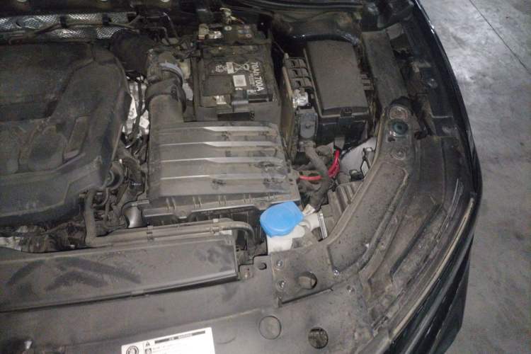 Used Volkswagen Passat 2025 Outstanding Model 330TSI Starry Elite Edition Engine Bay Left