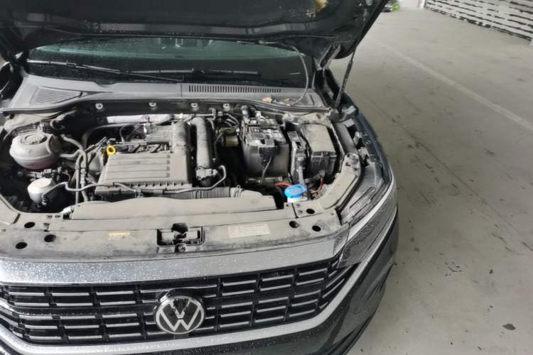Used Volkswagen Passat 2025 Outstanding Model 280TSI Business Edition Engine Bay Left