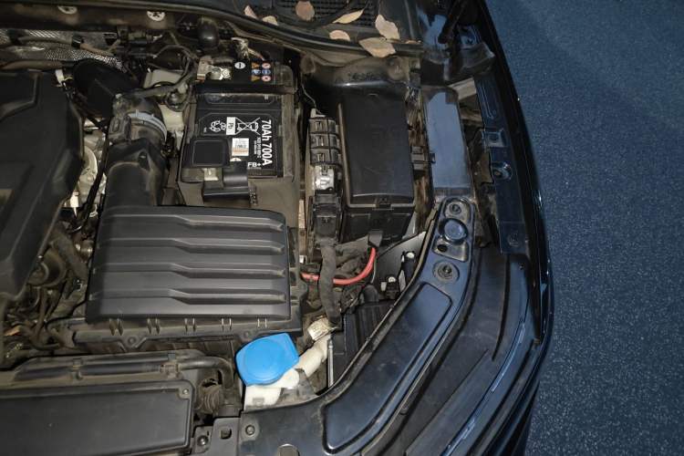 Used Volkswagen Passat 2025 Outstanding Model 330TSI Starry Elite Edition Engine Bay Left