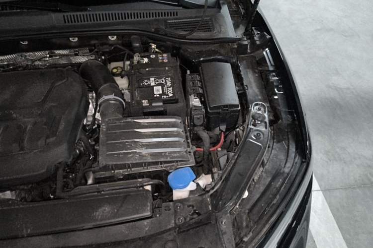Used Volkswagen Passat 2025 Outstanding Model 380TSI Starry Dragon Glorious Edition Engine Bay Left