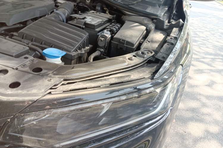 Used Volkswagen Passat 2025 Outstanding Model 380TSI Starry Dragon Edition Engine Bay Left