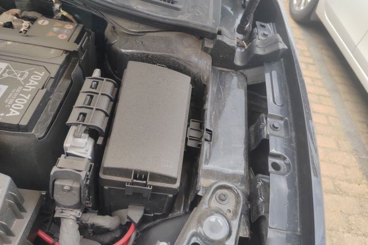 Used Volkswagen Passat 2025 Outstanding Model 380TSI Starry Dragon Edition Engine Bay Left