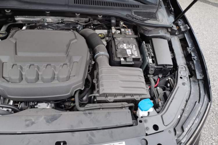 Used Volkswagen Passat 2025 Outstanding Model 380TSI Starry Dragon Glorious Edition Engine Bay Left