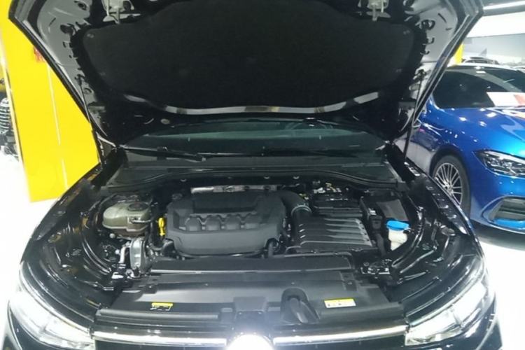 Used Volkswagen Passat 2025 Pro 380TSI Starry Dragon Edition Engine Bay