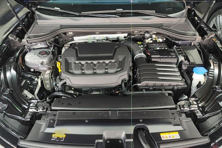 Used Volkswagen Passat 2025 Pro 380TSI Starry Dragon Edition Engine Bay