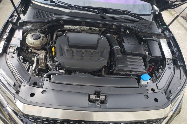 Used Volkswagen Passat 2025 Outstanding Model 380TSI Starry Dragon Edition Engine Bay