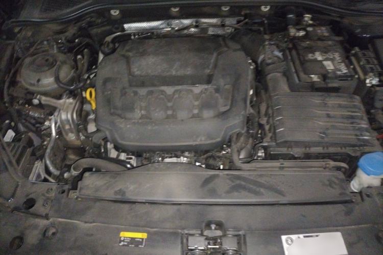 Used Volkswagen Passat 2025 Outstanding Model 330TSI Starry Elite Edition Engine Bay
