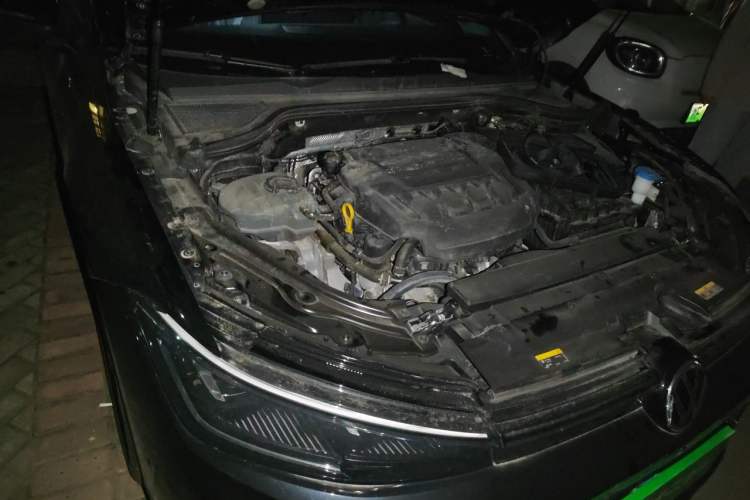 Used Volkswagen Passat 2025 Pro 380TSI Starry Dragon Edition Engine Bay Right