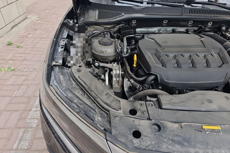 Used Volkswagen Passat 2025 Premium Version 380TSI Dragon Edition Engine Bay Right