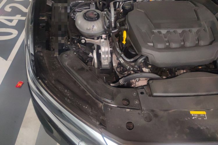 Used Volkswagen Passat 2025 Premium Version 380TSI Dragon Edition Engine Bay Right