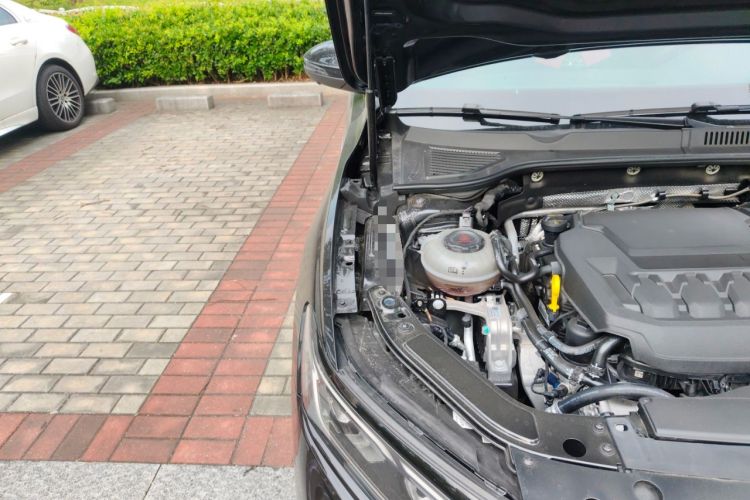 Used Volkswagen Passat 2025 Outstanding Model 380TSI Starry Dragon Glorious Edition Engine Bay Right