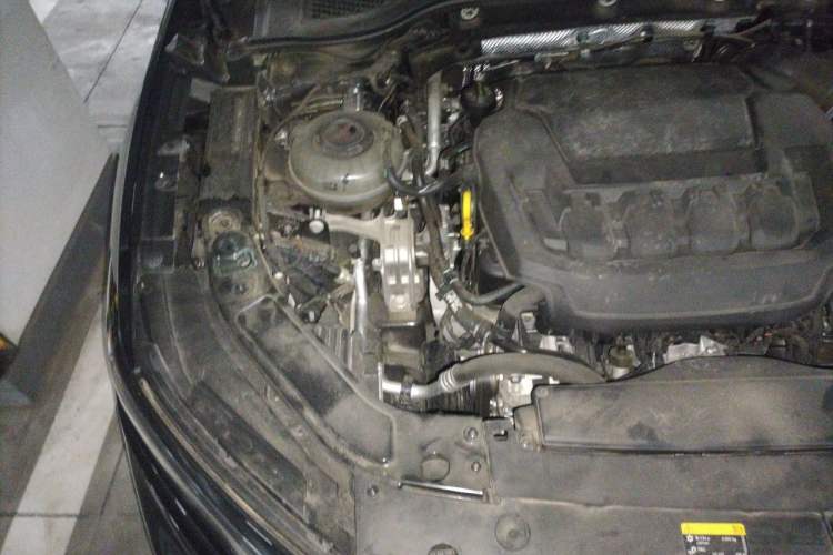 Used Volkswagen Passat 2025 Outstanding Model 330TSI Starry Elite Edition Engine Bay Right