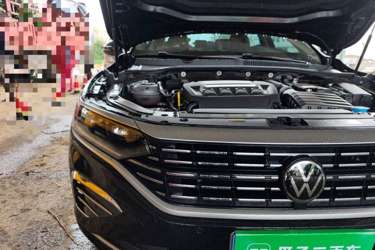 Used Volkswagen Passat 2025 Premium Version 380TSI Dragon Edition Engine Bay Right