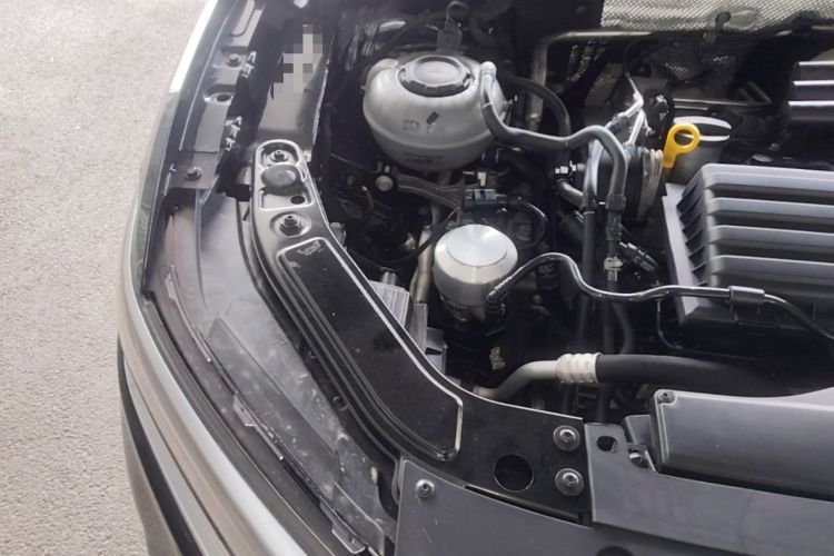 Used Volkswagen Passat 2025 Outstanding Model 280TSI Business Edition Engine Bay Right